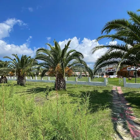 Hébergement de vacances 7 Person Neos Marmaras Front Metokhion Konstamonitou