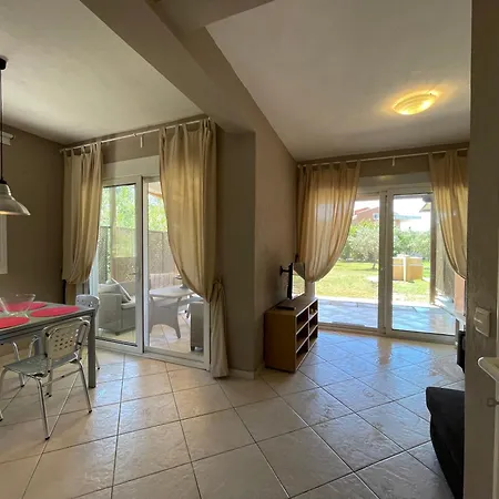 Hébergement de vacances 7 Person Neos Marmaras Front Metokhion Konstamonitou
