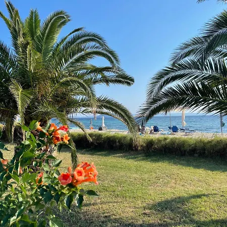 Hébergement de vacances 7 Person Neos Marmaras Front Metokhion Konstamonitou