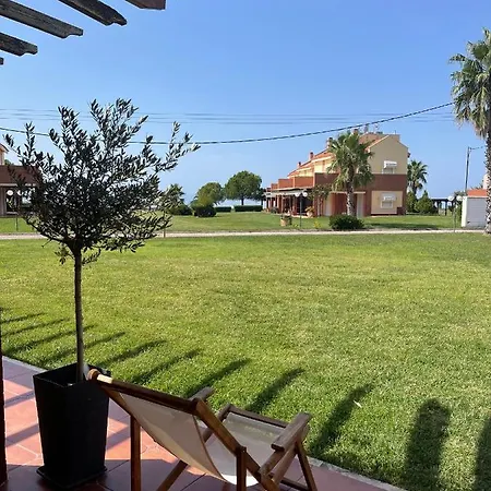 Hébergement de vacances 7 Person Neos Marmaras Front *