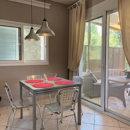 7 Person Neos Marmaras Front Hébergement de vacances *